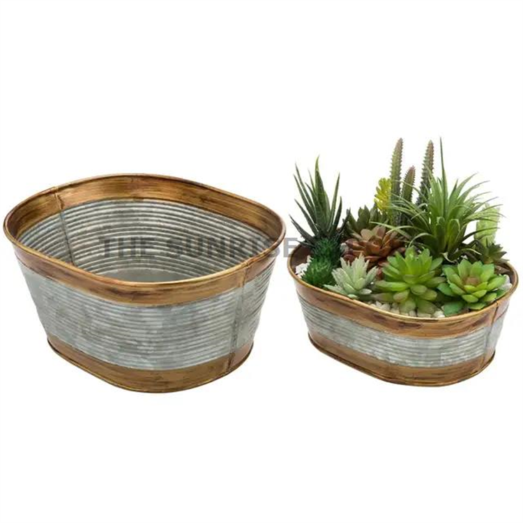 ANTIQUE METAL DUAL TONE PLANTER BASKET